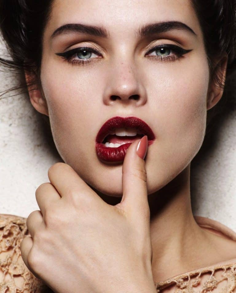 Winter Lipstick Makeup Ideas That You Should Try This Season - ALL FOR ...