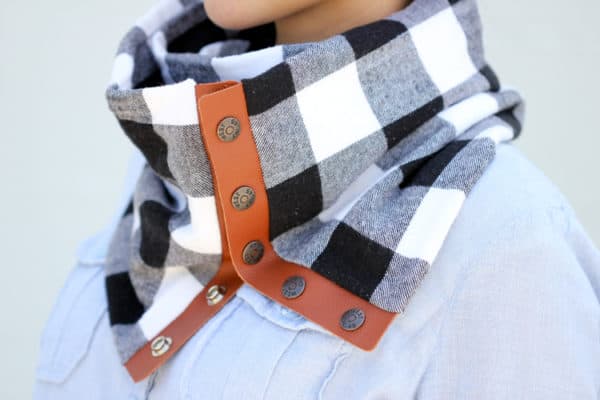 Pretty DIY Scarves That Will Make Winter Warm And Cozy