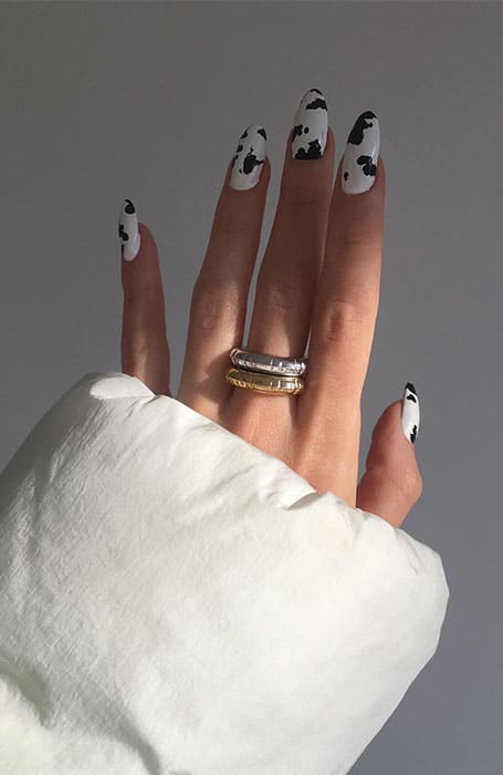 Beautiful Ways To Style Your Animal Print Manicure
