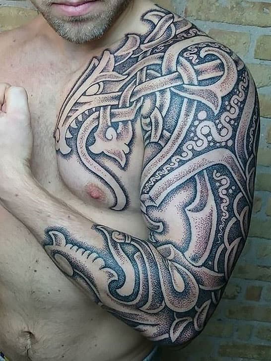 Terrific Tribal Tattoo Designs That Both Men And Women Will Love