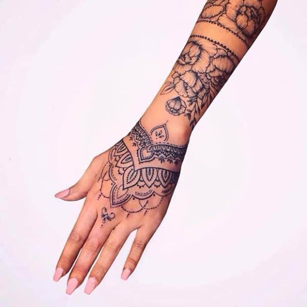 Terrific Tribal Tattoo Designs That Both Men And Women Will Love