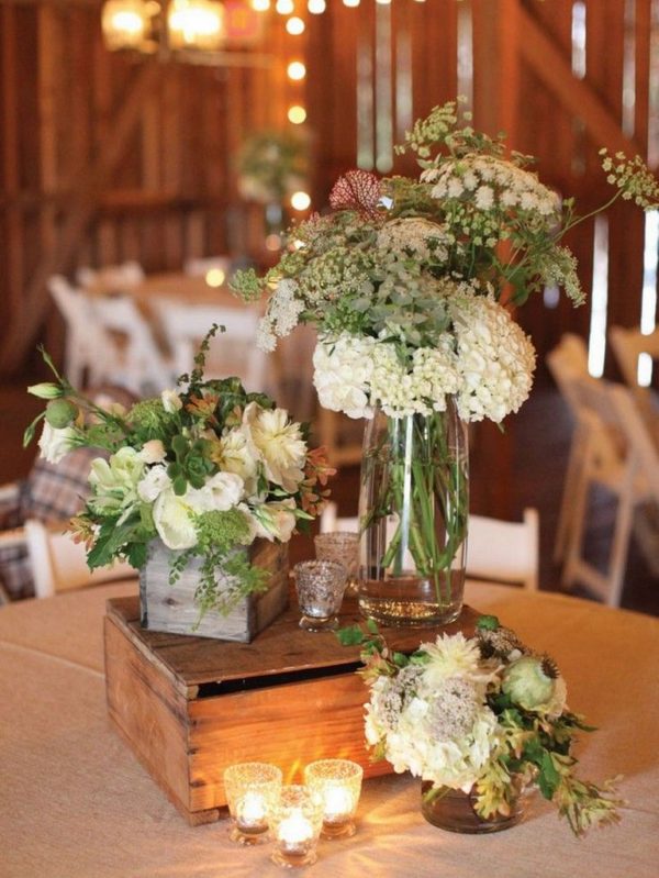 Beautiful Barn Wedding Decorations That You Are Going To Love