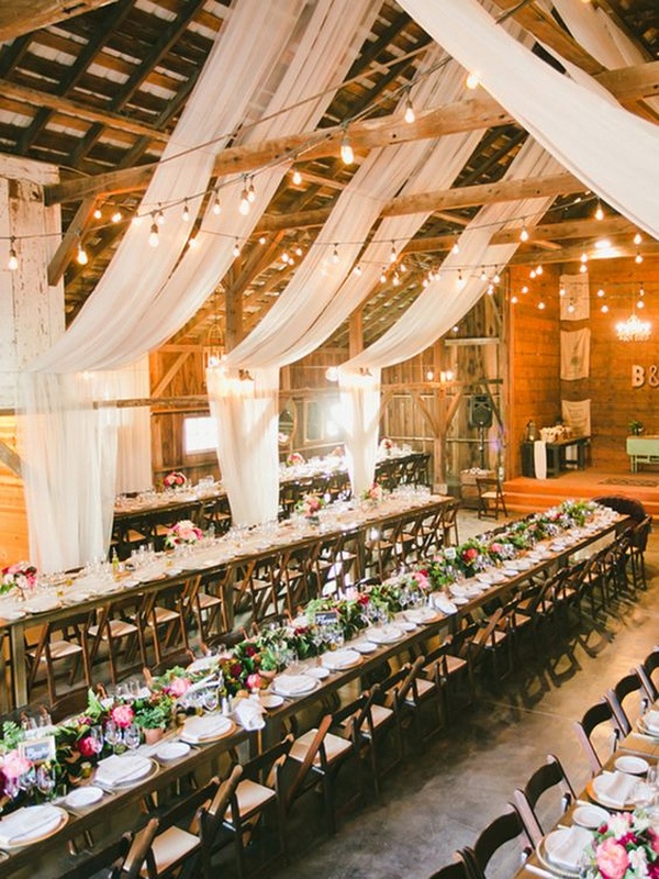 Beautiful Barn Wedding Decorations That You Are Going To Love