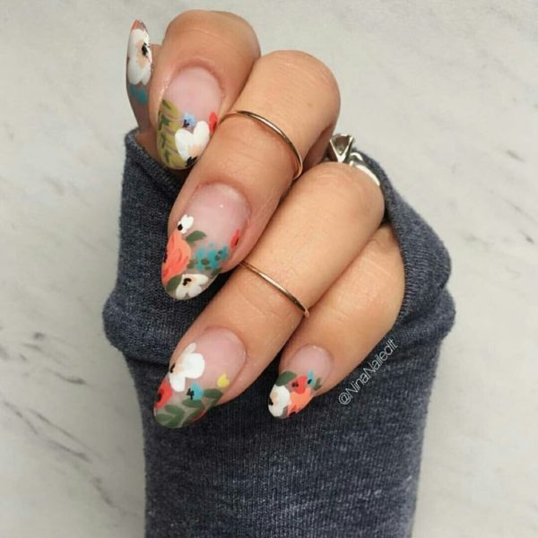 Stupendous Floral Nails Designs That Will Enchant You This Spring