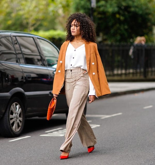 Elegant Winter Office Outfits That Will Turn Heads