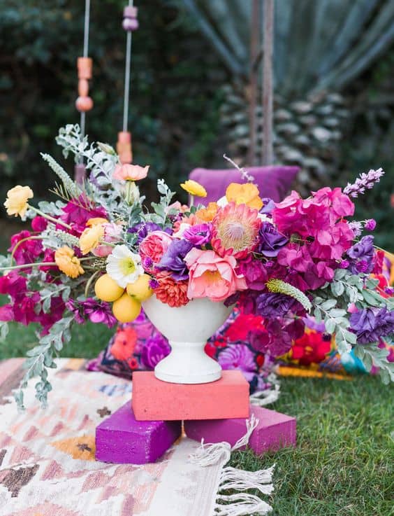 Fabulous Spring Wedding Decorations That Will Make Your Wedding Day Special