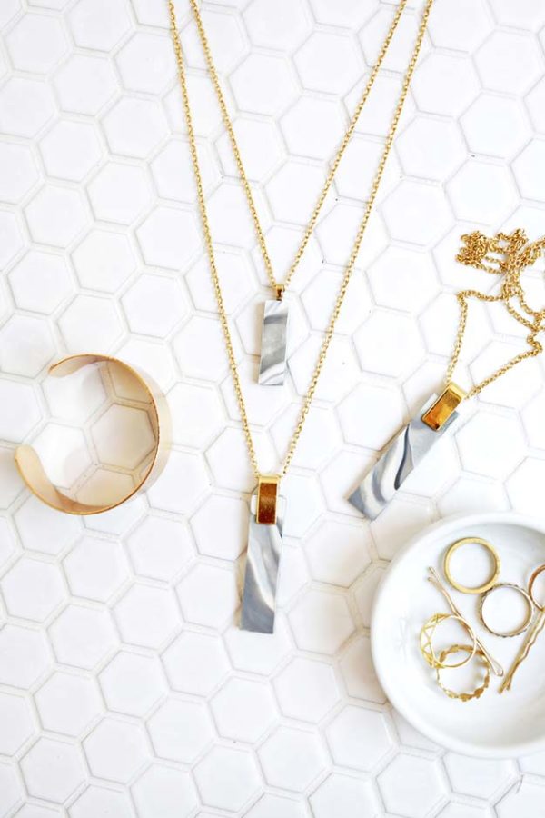 Lovely DIY Jewelry Projects That Will Keep Your Sanity During Quarantine Time