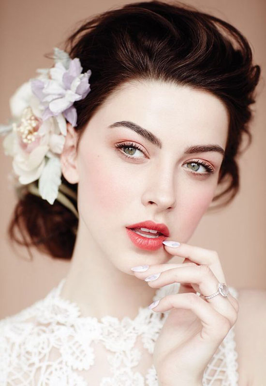 Divine Spring Bridal Makeup Looks That Will Make You Look Gorgeous On Your Wedding Day All For