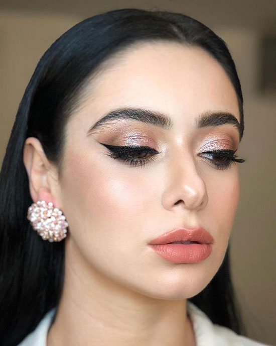 Divine Spring Bridal Makeup Looks That Will Make You Look Gorgeous On Your Wedding Day