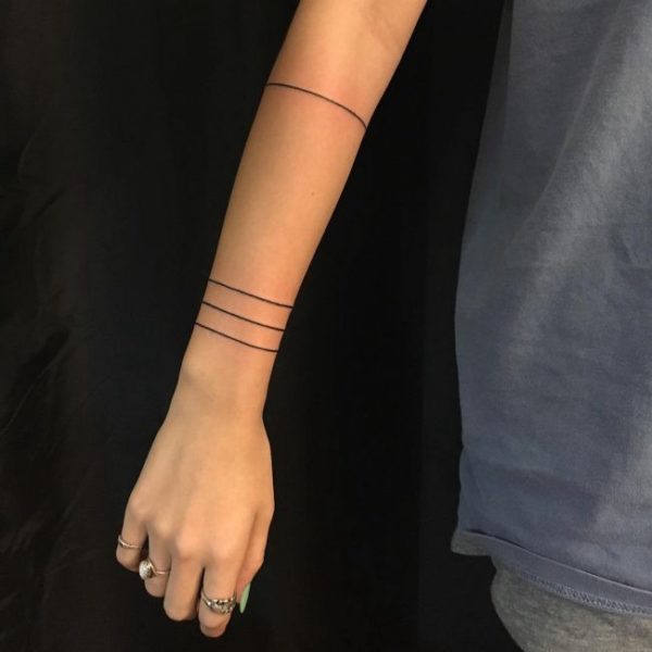 Striking Armband Tattoos That You Would Love To Get Next