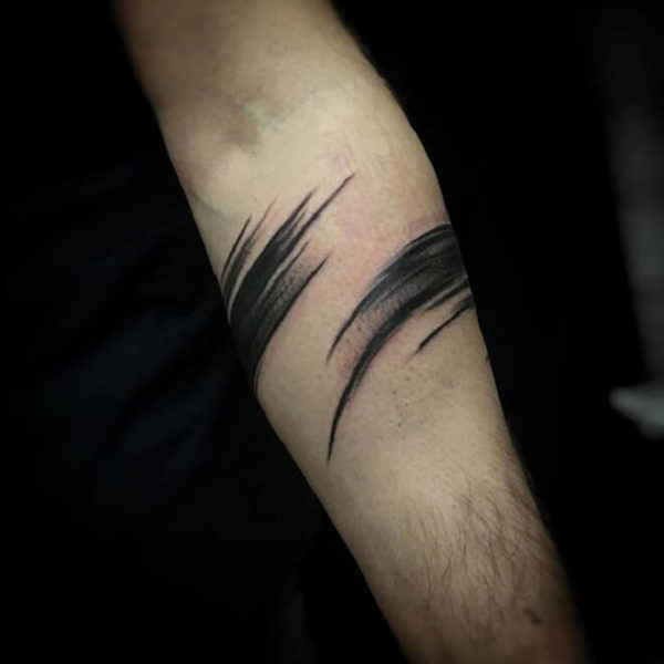 Striking Armband Tattoos That You Would Love To Get Next