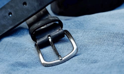 Custom Leather Belts – Top 4 Belt Hacks Every Girl Should Know