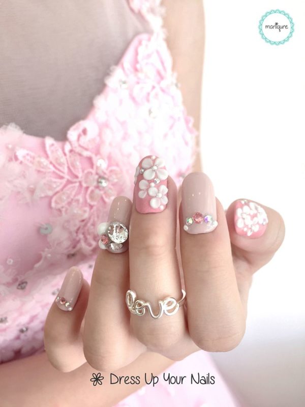 Beautiful Spring Nails That Are Perfect For The Spring Bride