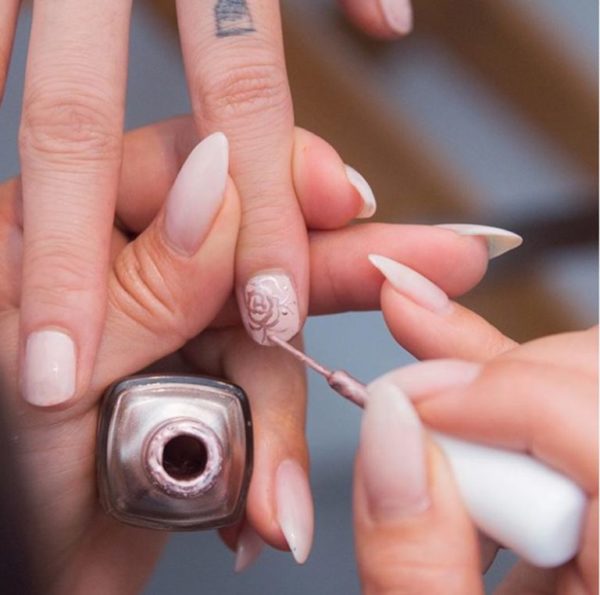 Beautiful Spring Nails That Are Perfect For The Spring Bride