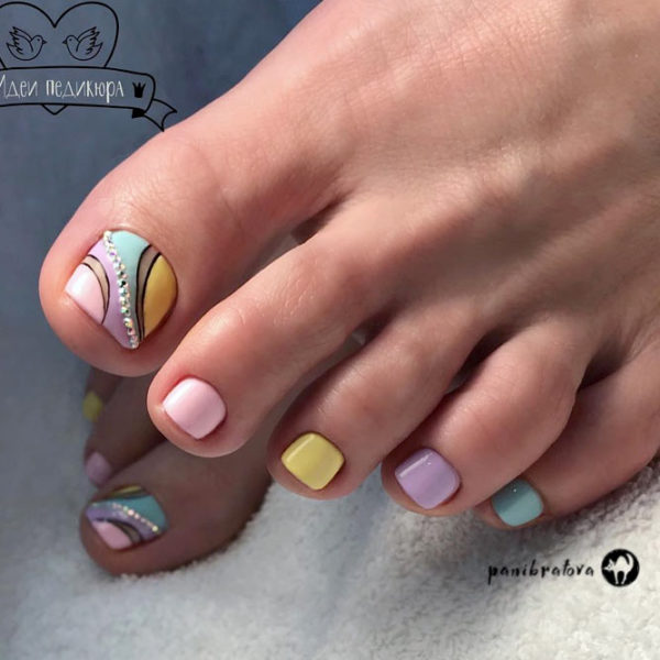 Beautiful Toe Nails Designs That You Will Be Happy To Show