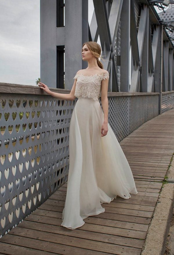 Gorgeous Two Pieces Wedding Dresses That Will Help You Get A Unique Bridal Look