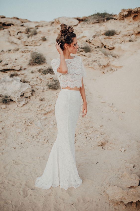 Gorgeous Two Pieces Wedding Dresses That Will Help You Get A Unique Bridal Look