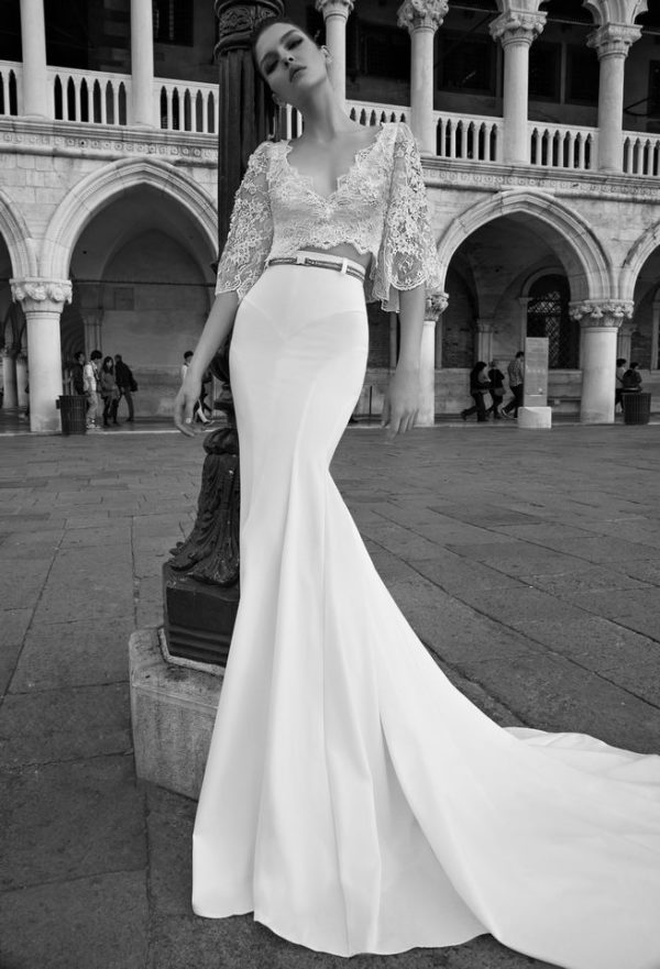 Gorgeous Two Pieces Wedding Dresses That Will Help You Get A Unique Bridal Look