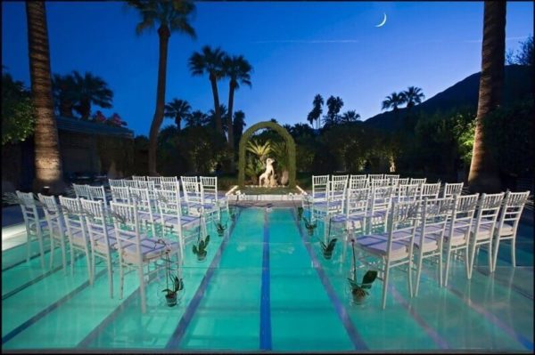 Striking Poolside Wedding Ideas That Will Leave You Speechless