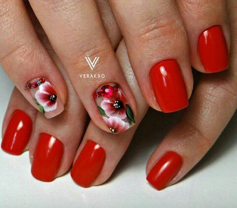 Beautiful Poppy Nails That Will Amaze You