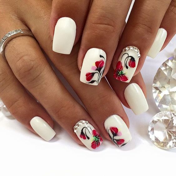 Beautiful Poppy Nails That Will Amaze You