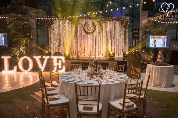 Rustic Wedding Decorations That Will Make You Feel The 