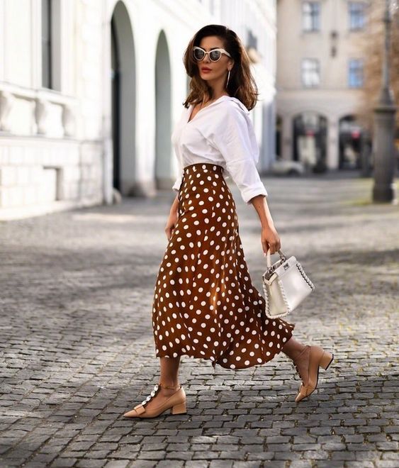 How To Wear Skirts In Spring And Summer For Different Occasions