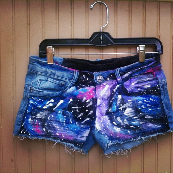 Interesting DIY Denim Shorts That Are Easy To Make