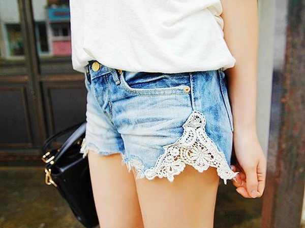 Interesting DIY Denim Shorts That Are Easy To Make