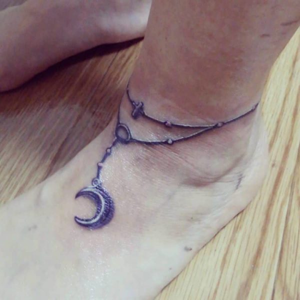 Charming Ankle Bracelet Tattoos That Will Amaze You