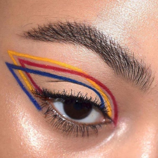 Graphic Eyeliner Ideas That Will Show You How To Add The Abstract Concept Into Your Makeup Routine