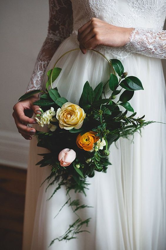 Cool Hula Hoop Wedding Decorations That Will Blow Your Mind