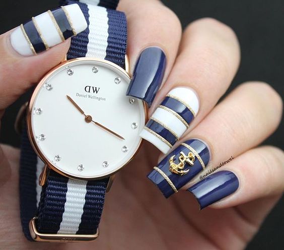 Amazing Nautical Nails Designs That Scream Summer