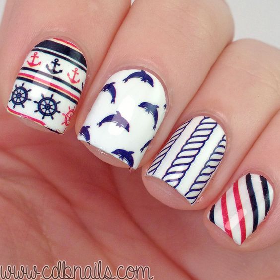 Amazing Nautical Nails Designs That Scream Summer