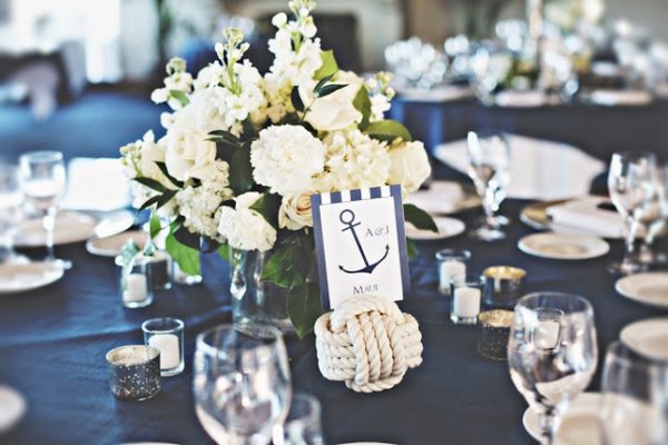 Lovely Summer Table Centerpieces That Will Charm You