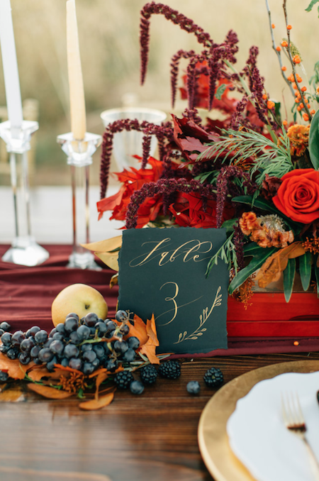 Lovely Fall Wedding Table Decorations That Will Boost Your Imagination