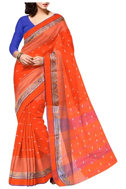 8 Tips For Buying A Saree Online