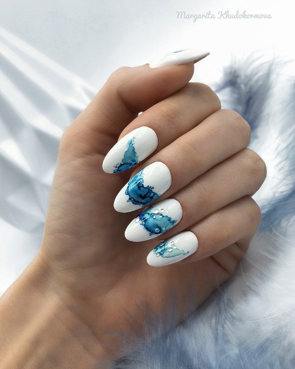 Beautiful Sea Manicure Ideas That Scream Summer