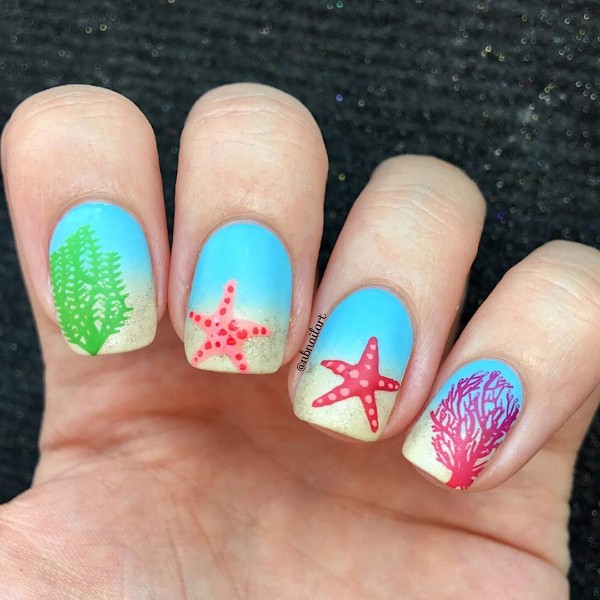 Beautiful Sea Manicure Ideas That Scream Summer