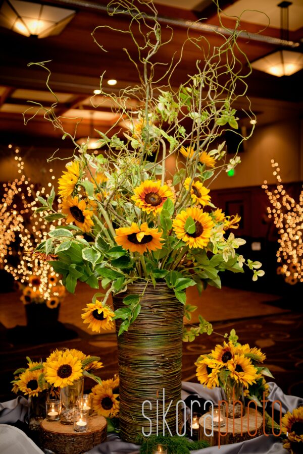 Sunflower Wedding Decorations That Will Make Your Jaws Drop