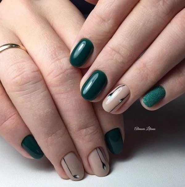Dark Green Manicure Ideas That You Would Love To Try This Fall