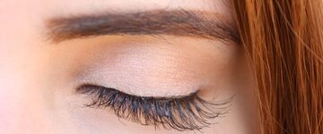Cleaning Your Eyelash Extensions