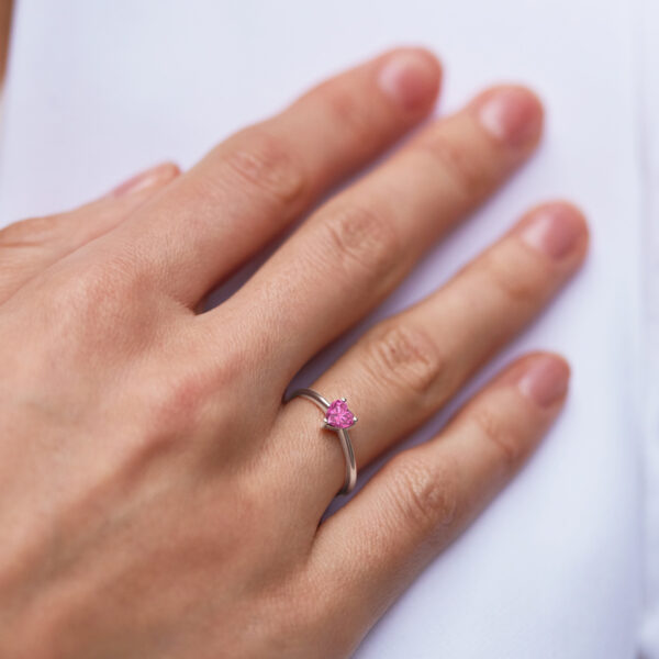 Discover the magic of unconventional pink sapphires