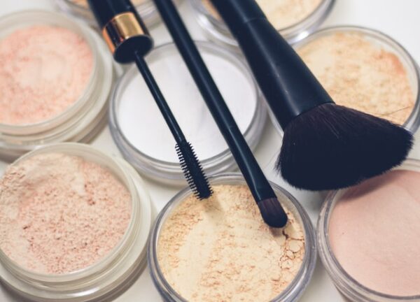 Facts You Should Know About Mineral Makeup