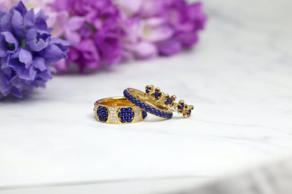 Stylish Ways To Wear Gemstone Jewelry