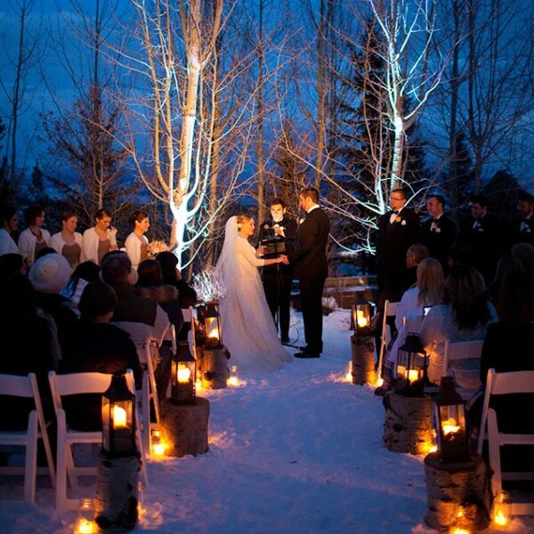 Winter Wedding Guide: What To Know When Planning  A Winter Wedding