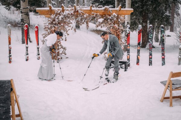 Stunning Winter Wedding Photos Ideas To Capture Your Magical Moment