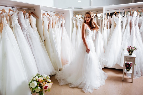 5 Tips For Finding The Perfect Wedding Dress During A Pandemic