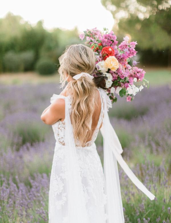 Inspiring Bridal Hairstyles With Flowers