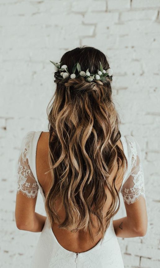 Inspiring Bridal Hairstyles With Flowers